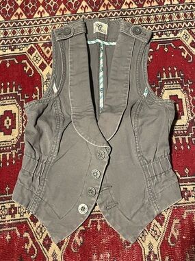 Women's Gray Button-Front Vest